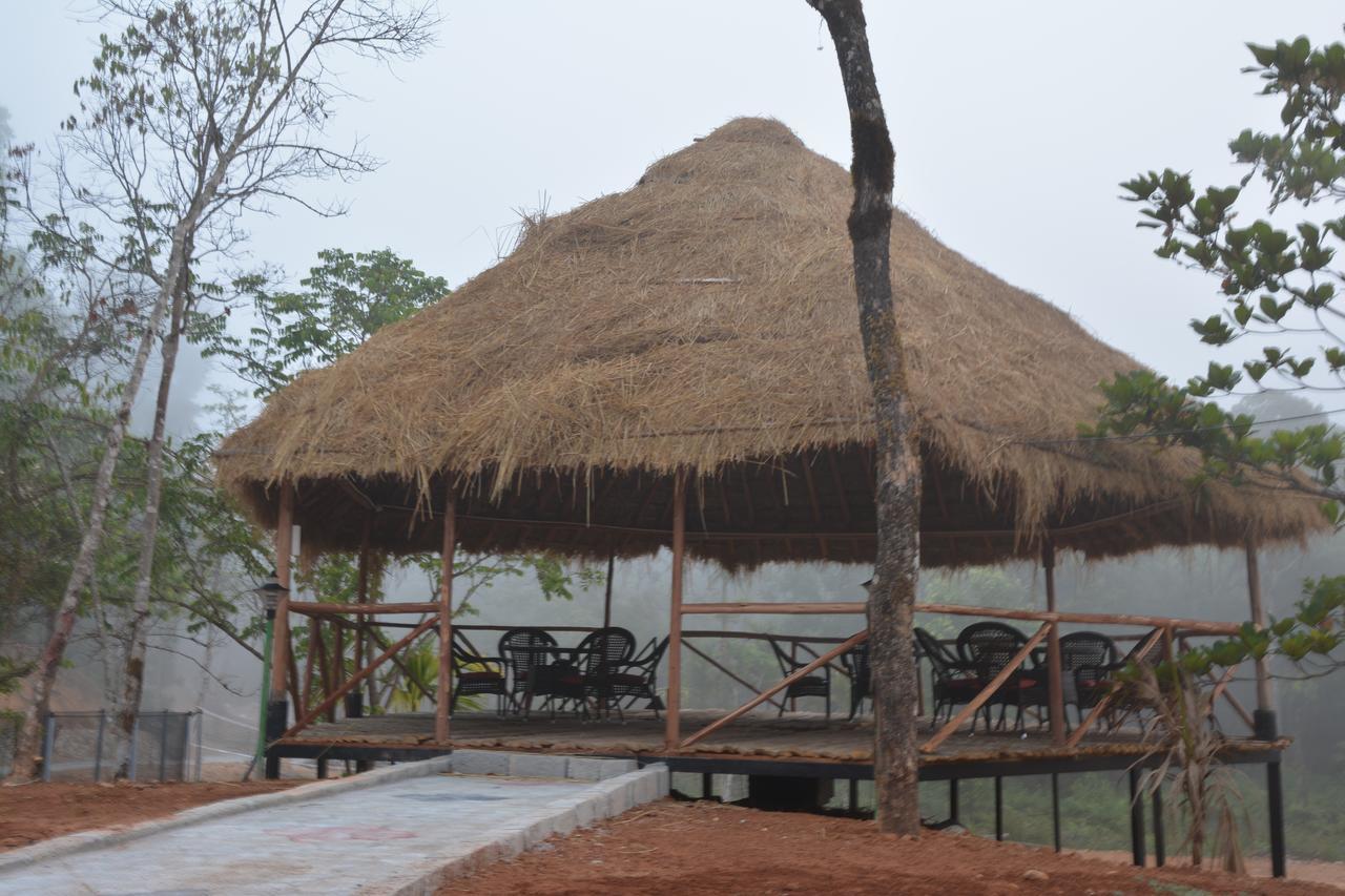 The Kaduhithlu Hotel Szaklespur Kültér fotó