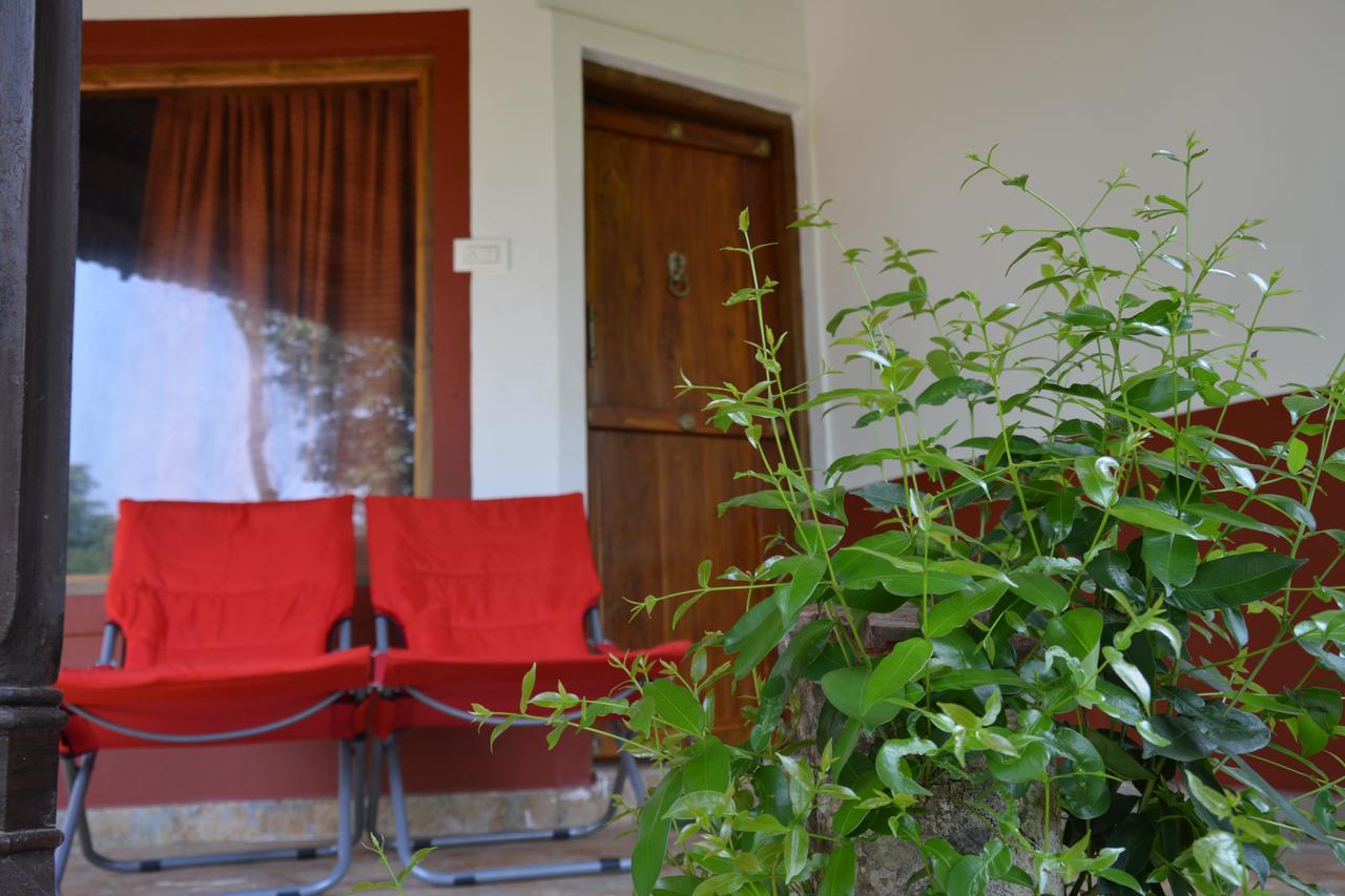The Kaduhithlu Hotel Szaklespur Kültér fotó
